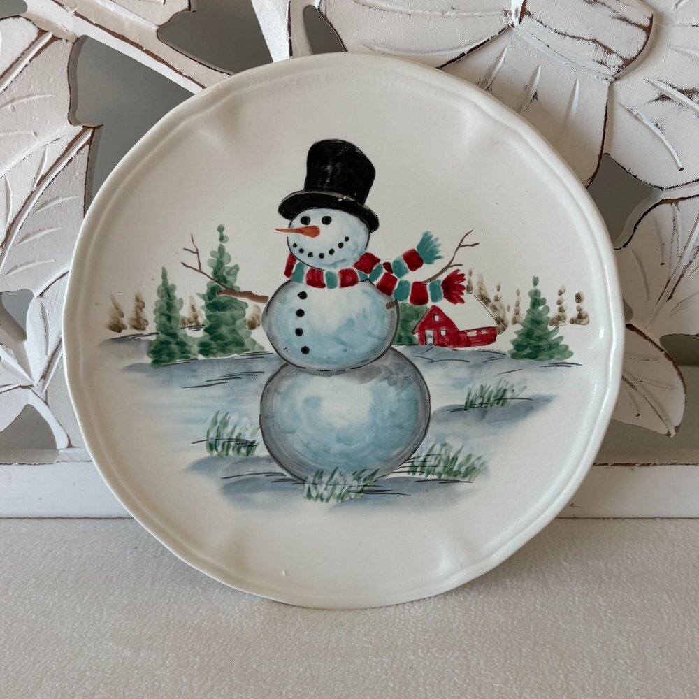 Maxcera Holiday Snowman Round Plate